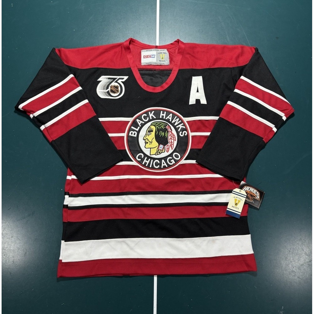 VTG CCM Chicago Blackhawks Barber Pole Duncan Keith Jersey Size 52 Throwback NWT